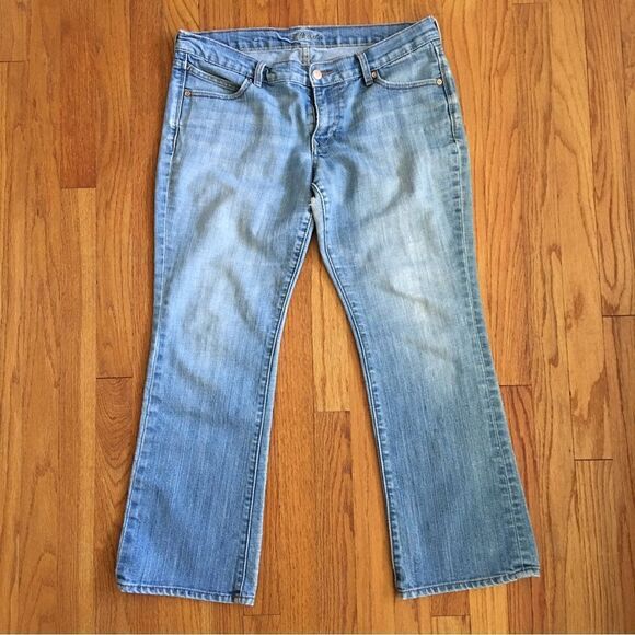 Old Navy Diva Light Wash Jeans | Size 12 Short - Picture 2 of 6